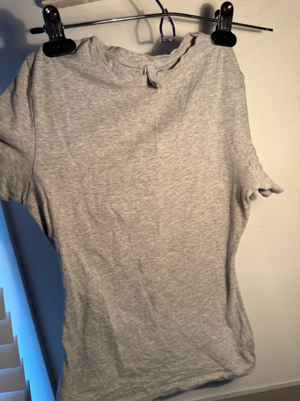 SKIMS Light Heather Gray Short Sleeve Crew Tee